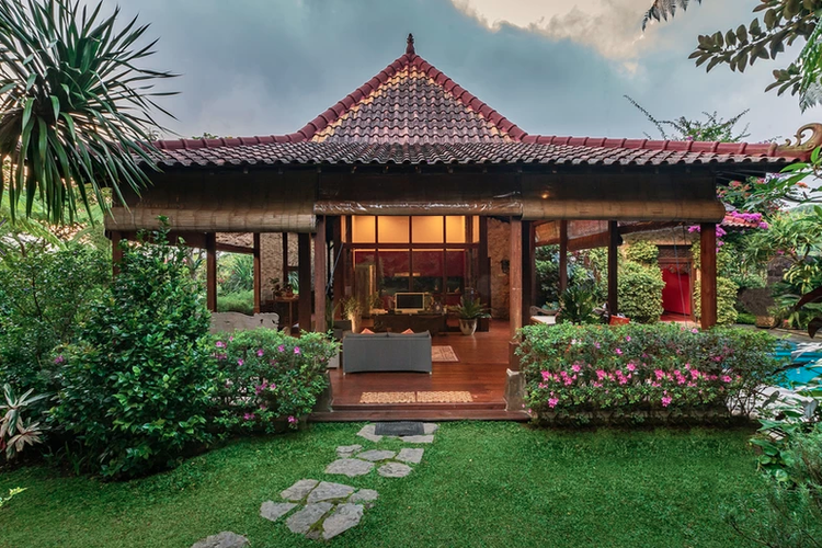Sewa Villa di Batu Malang